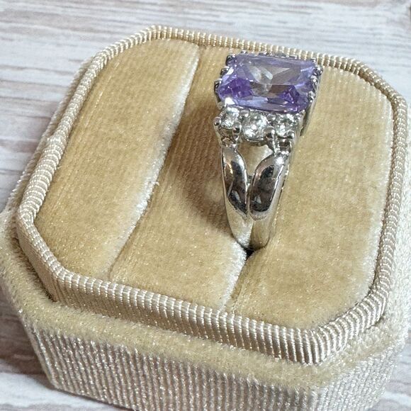 Amethyst Glass Purple Cocktail Ring Silver Plated Ring Size 7 - Picture 5 of 8